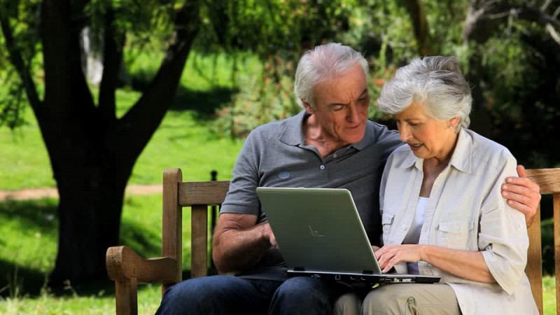 Conseils d'utilisation des portails de rencontres pour les plus de 65 ans